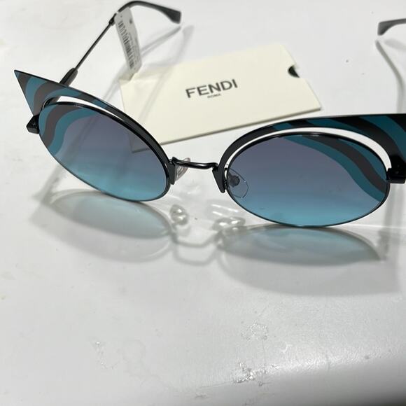 Fendi 53mm Cat Eye Sunglasses black and blue stripes - Picture 14 of 15